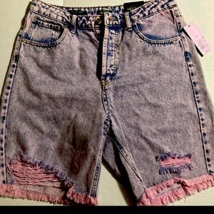 Wild fable pink wash distress shorts